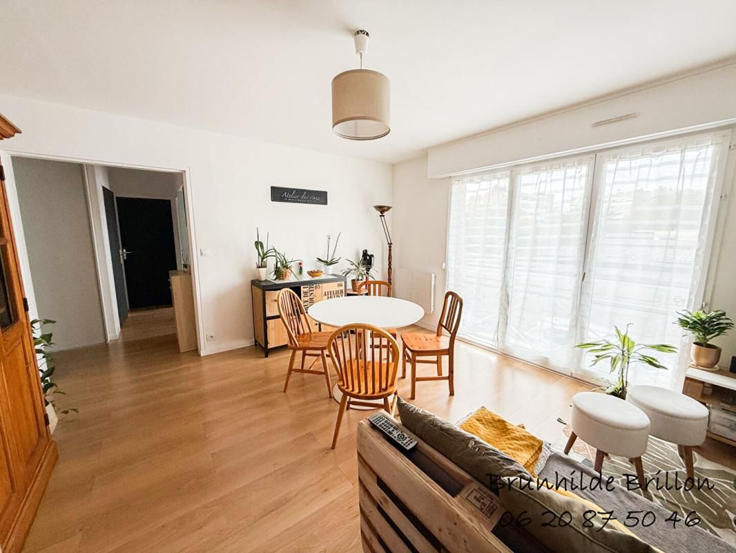 LENS Appartement 47M², une chambre, garage, quartier Bollaert, vue dégagée 3