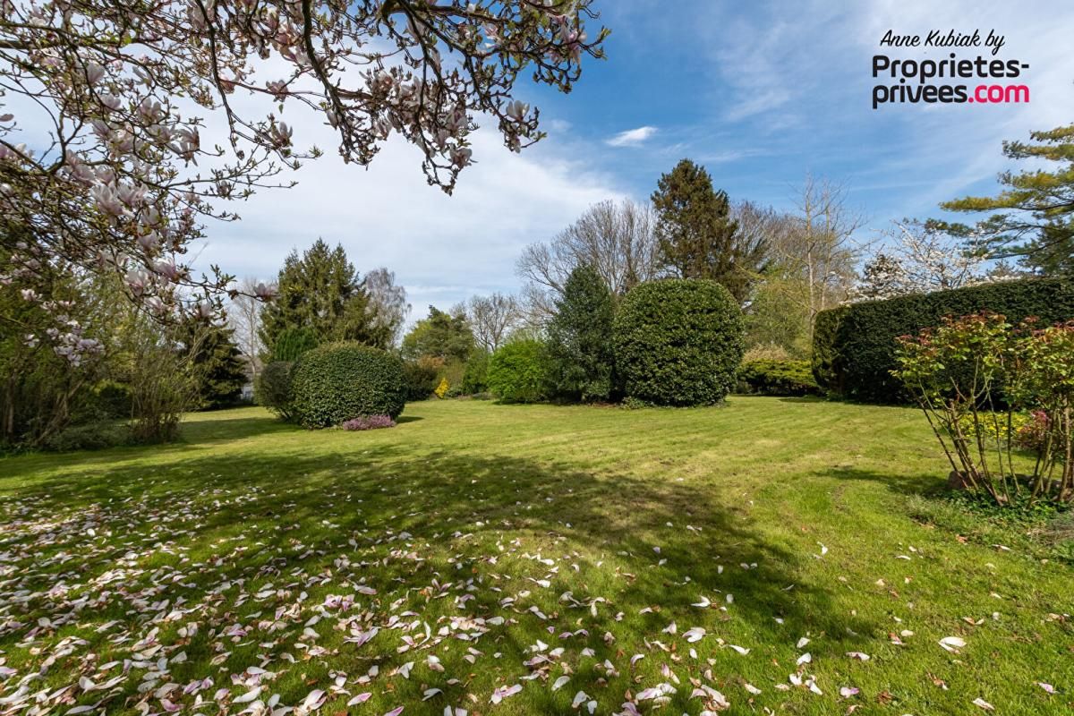 VIMY Corps de ferme longère semi plain-pied 198 m2 env -4 chb 3