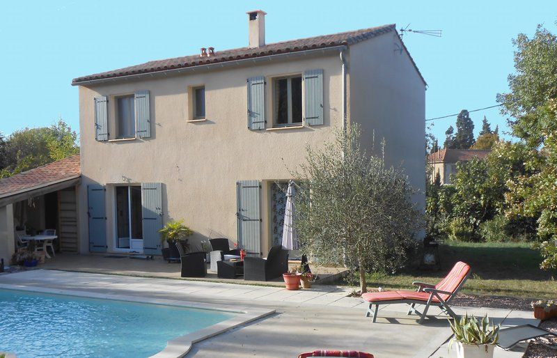 VILLA 4 FACES PISCINE GARAGE SUR TERRAIN 1440 M2